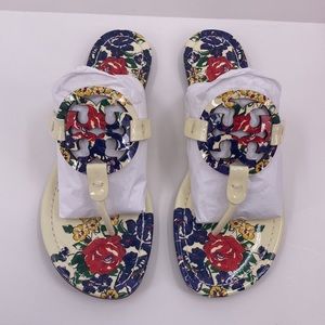 NIB Authentic Tori Burch Ivory Tea Rose Patent Leather Miller Sandal W8.5